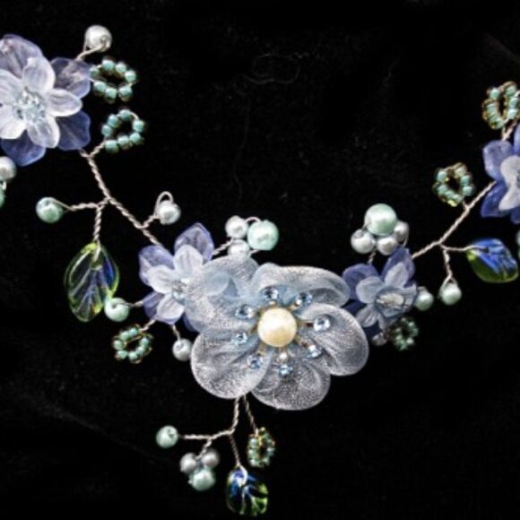 FRENCH HAND WIRED GLASS BEAD FLORAL NECKLACE - Picture 8 of 12